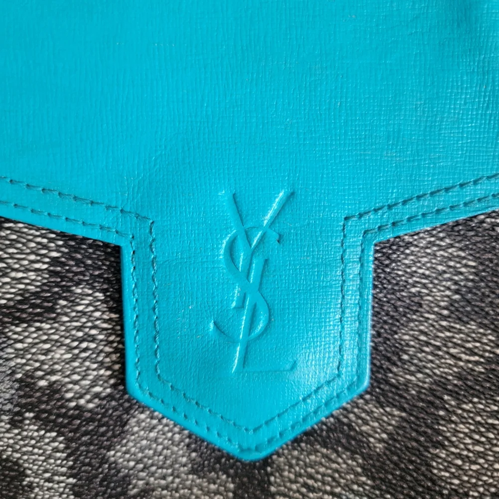 SALE🎉 Authentic YSL vintage clutch Bag - Picture 13 of 16